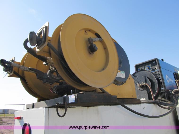 image for item 4102 2004 Ford F550 Super Duty XL service truck