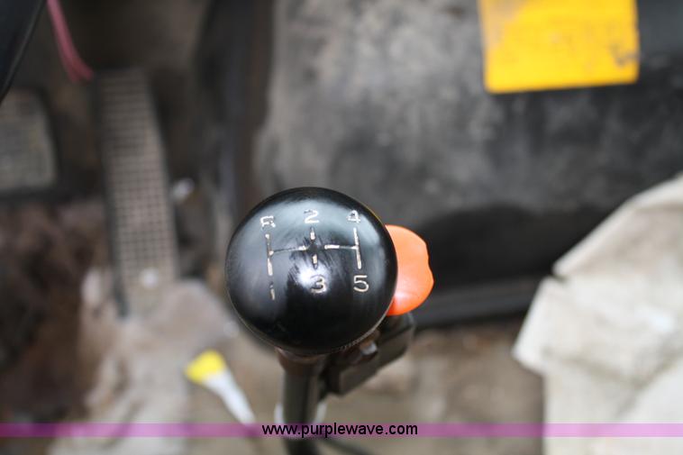 image for item 4726 1988 Ford F800 dump truck