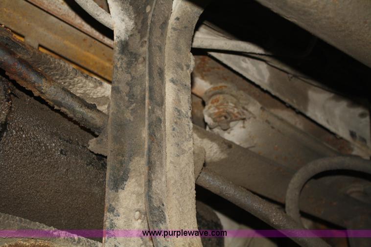 image for item 4726 1988 Ford F800 dump truck