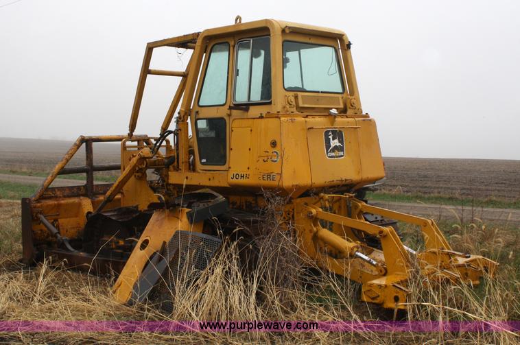 image for item 4728 John Deere 750E dozer