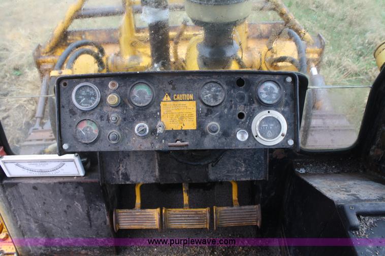 image for item 4728 John Deere 750E dozer