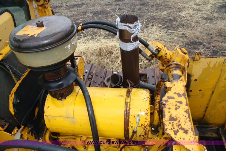 image for item 4728 John Deere 750E dozer