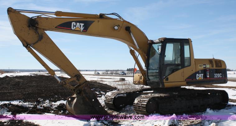 image for item 4836 2004 Caterpillar 320CL hydraulic excavator