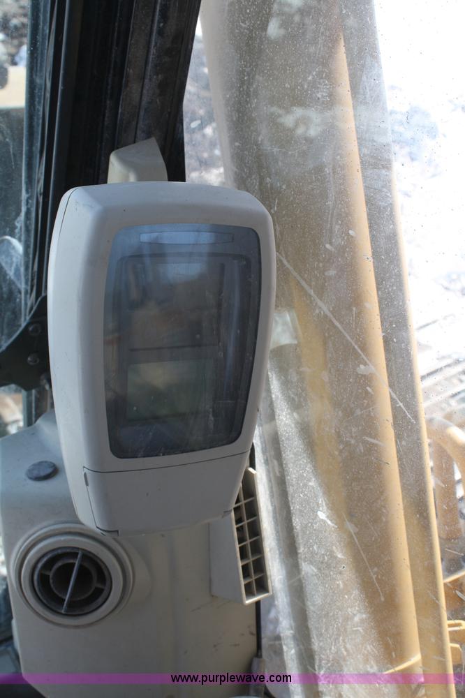 image for item 4836 2004 Caterpillar 320CL hydraulic excavator