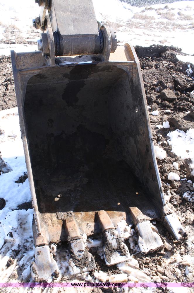 image for item 4836 2004 Caterpillar 320CL hydraulic excavator