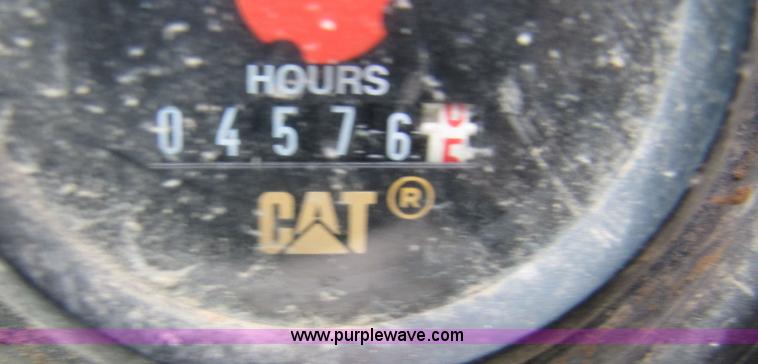 image for item 4836 2004 Caterpillar 320CL hydraulic excavator