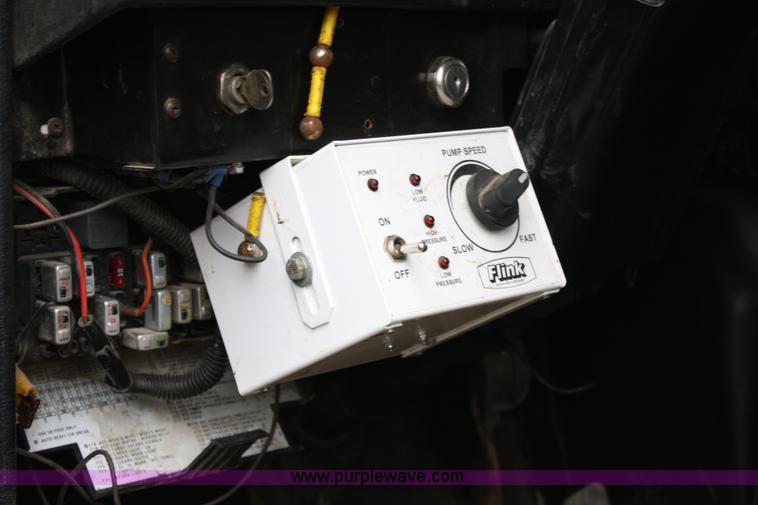 image for item 5055 1997 International 4700 dump truck