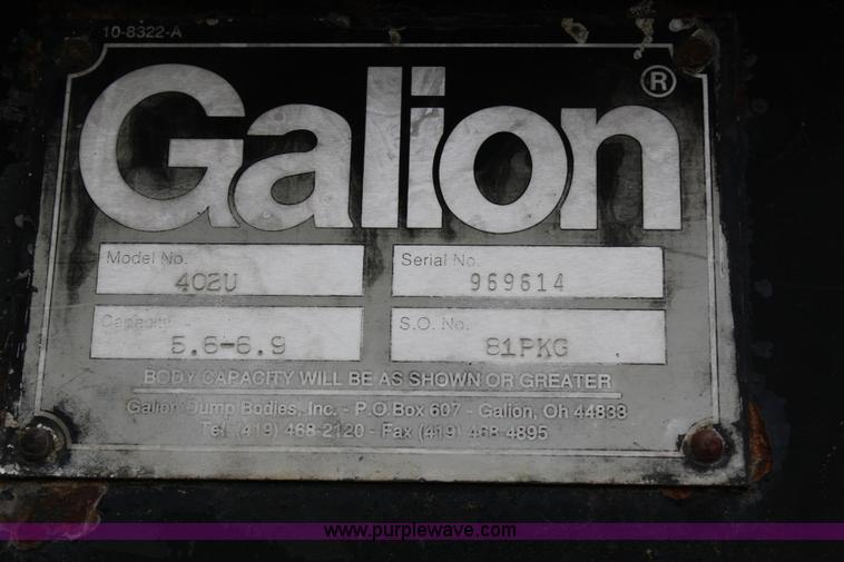 image for item 5055 1997 International 4700 dump truck