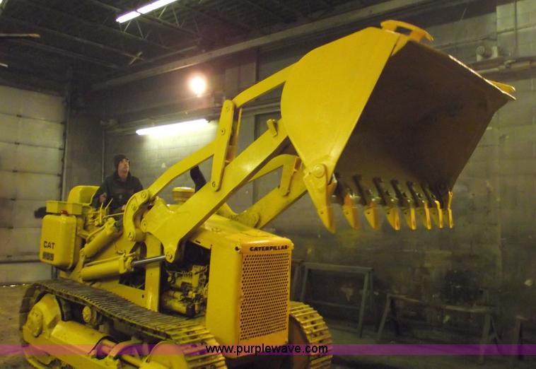 image for item 5430 Caterpillar 955 track loader