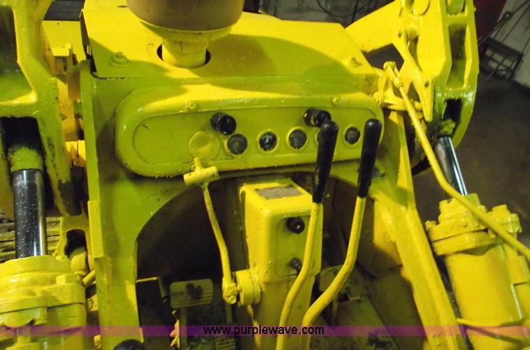 image for item 5430 Caterpillar 955 track loader