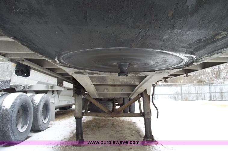 image for item 5459 1988 Raven 45' spread axle aluminum flatbed trailer