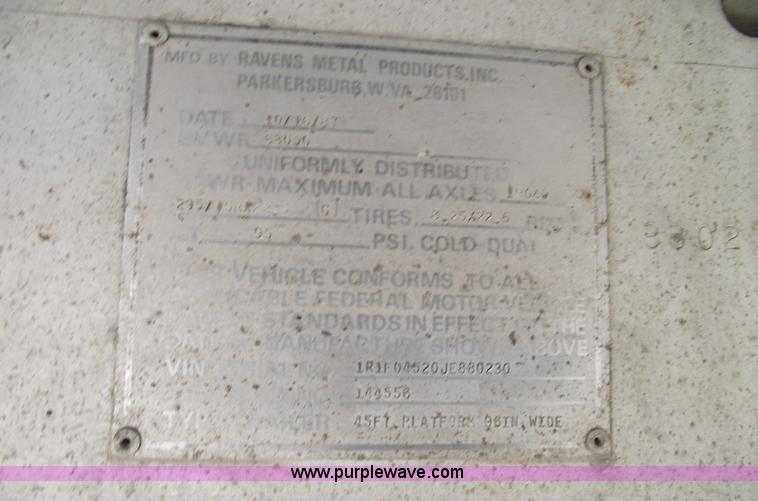 image for item 5459 1988 Raven 45' spread axle aluminum flatbed trailer