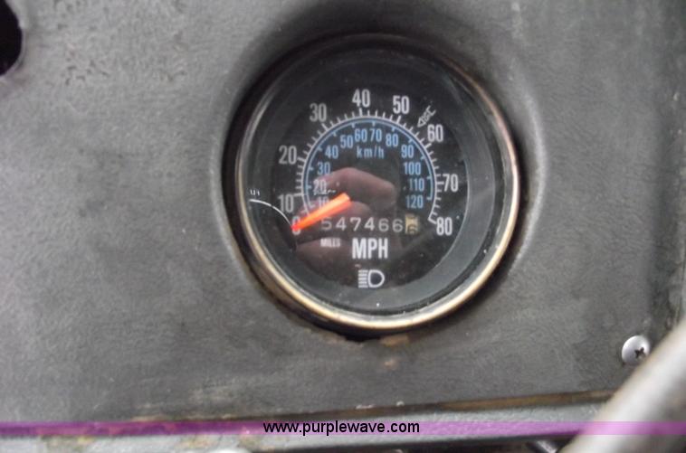 image for item 5462 1987 Mack R688ST dump truck