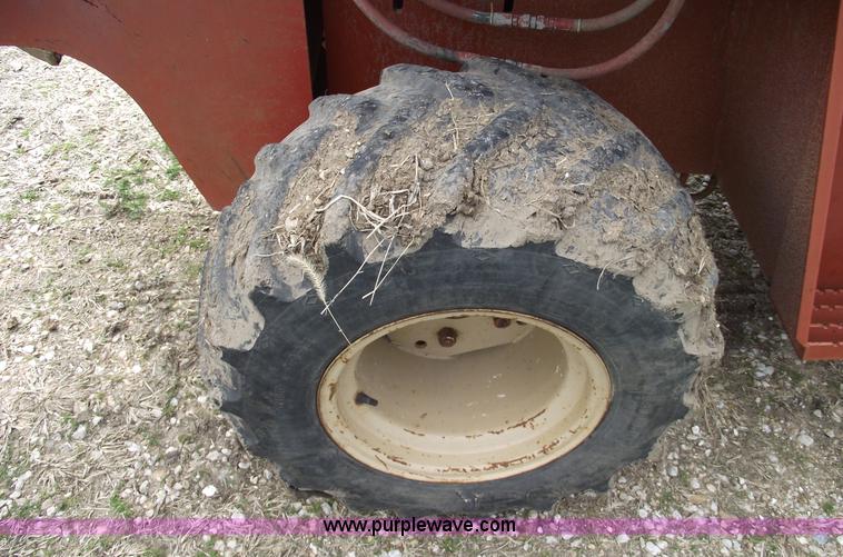 image for item 5488 Ditch Witch 4010 trencher with hoe