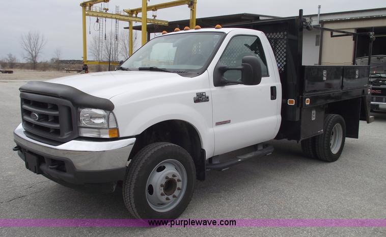 image for item 5751 2003 Ford F450 XL Super Duty pickup truck