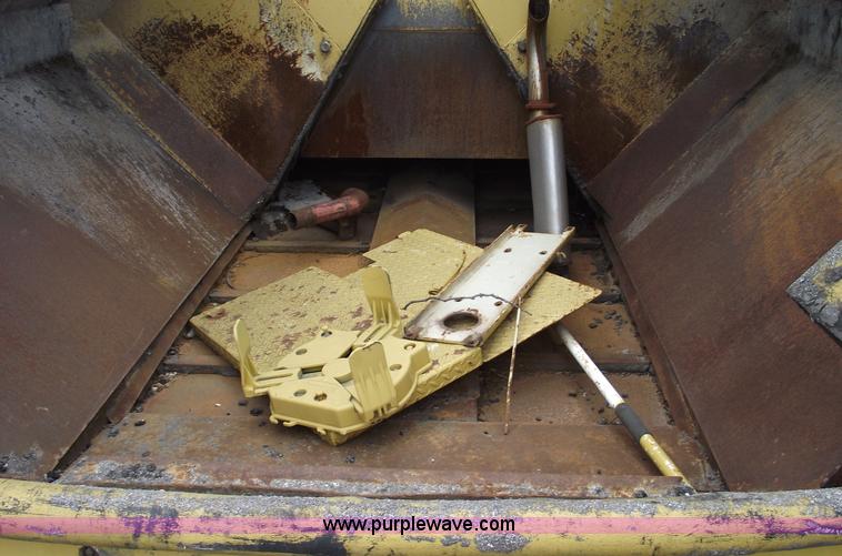 image for item 5753 Ingersoll Rand 750P Allatt Paver