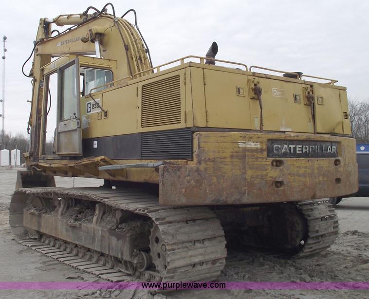 image for item 5754 1985 Caterpillar 235 excavator
