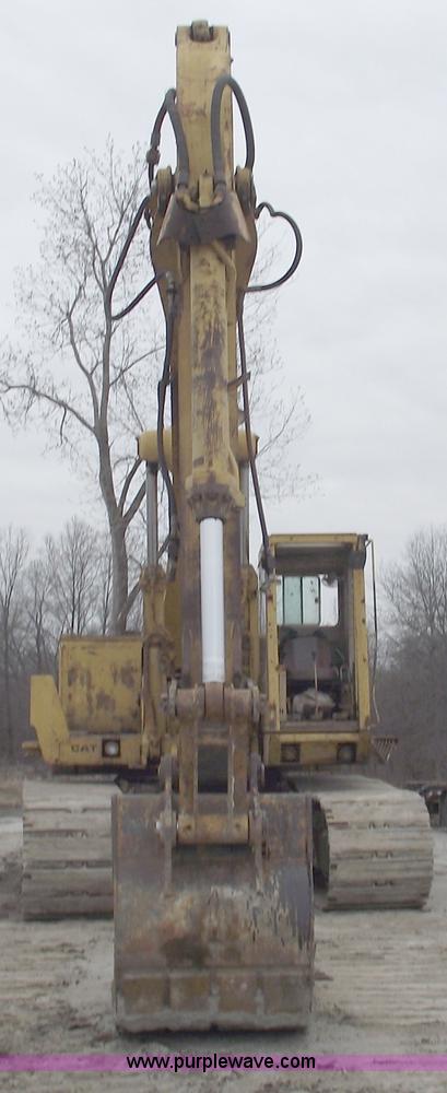 image for item 5754 1985 Caterpillar 235 excavator