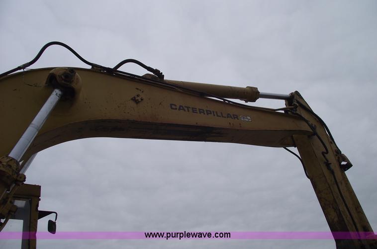 image for item 5754 1985 Caterpillar 235 excavator