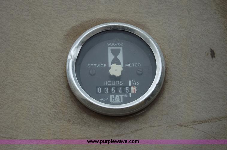 image for item 5754 1985 Caterpillar 235 excavator