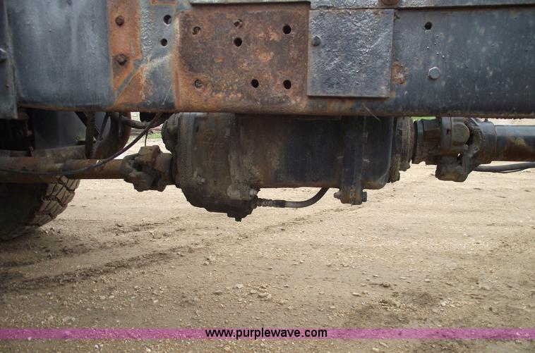 image for item 5762 1975 Mack DMM-600 truck