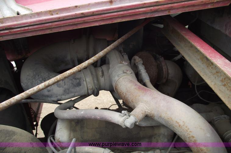 image for item 5762 1975 Mack DMM-600 truck