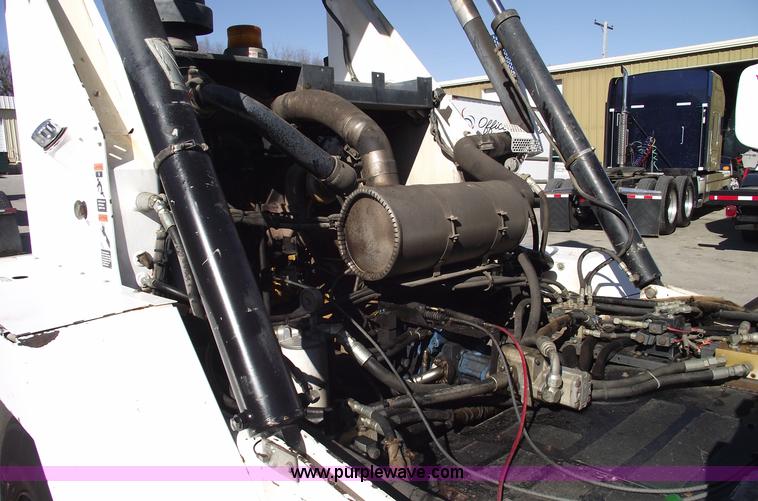 image for item 5763 1998 Johnston 3000 street sweeper