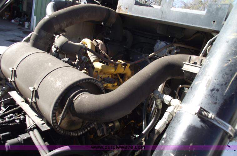 image for item 5763 1998 Johnston 3000 street sweeper