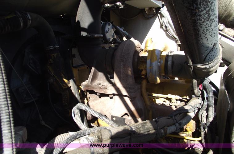 image for item 5763 1998 Johnston 3000 street sweeper