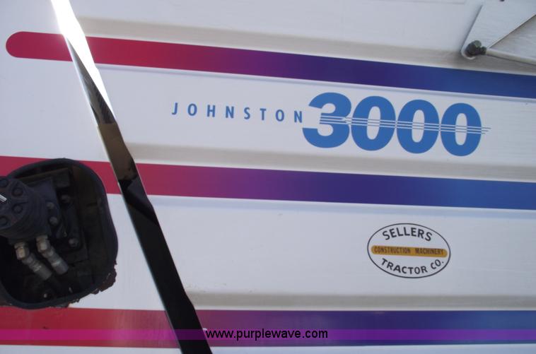 image for item 5763 1998 Johnston 3000 street sweeper