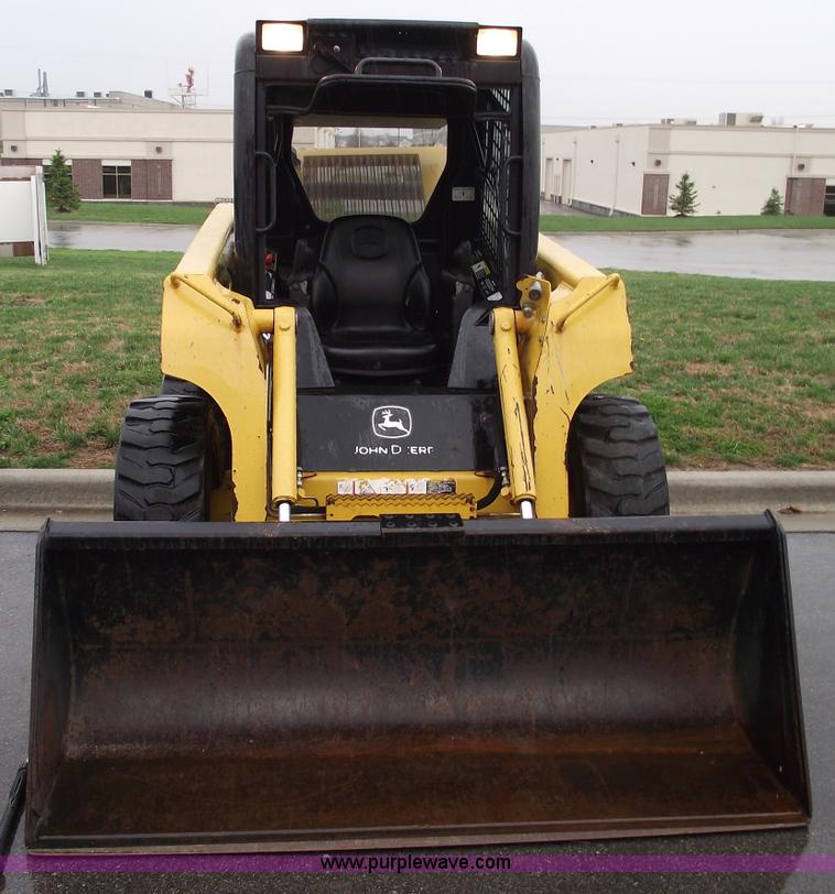 image for item 5772 2007 John Deere 317A skid steer