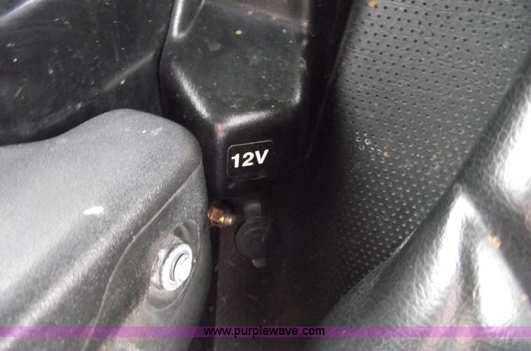 image for item 5772 2007 John Deere 317A skid steer