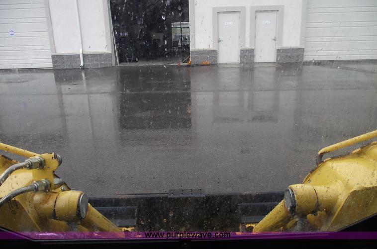 image for item 5772 2007 John Deere 317A skid steer