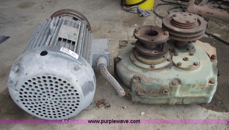 image for item 5779 Dodge box and electric motor