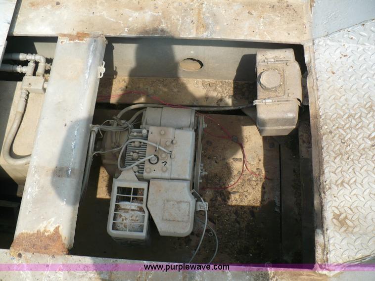 image for item 6044 1976 Load King 42' double drop deck trailer