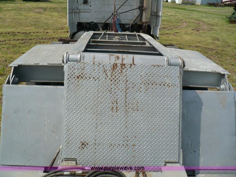 image for item 6044 1976 Load King 42' double drop deck trailer