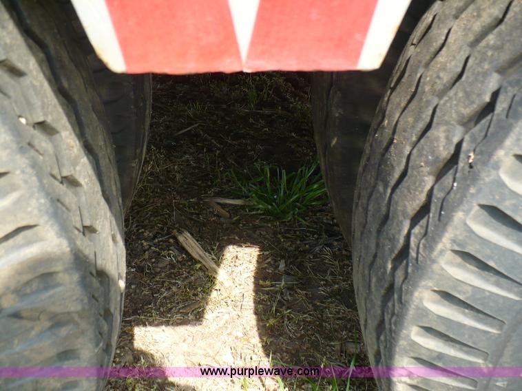 image for item 6044 1976 Load King 42' double drop deck trailer