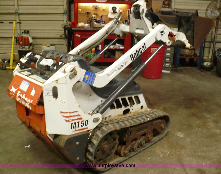 image for item 6075 2003 Bobcat MT50 mini track loader