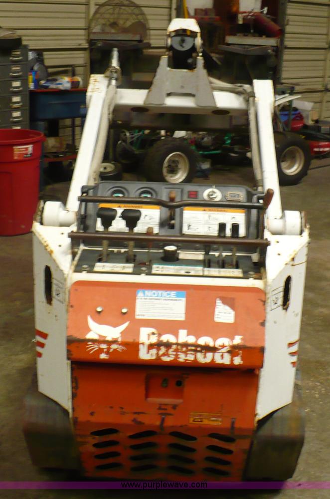 image for item 6075 2003 Bobcat MT50 mini track loader