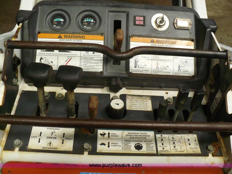 image for item 6075 2003 Bobcat MT50 mini track loader