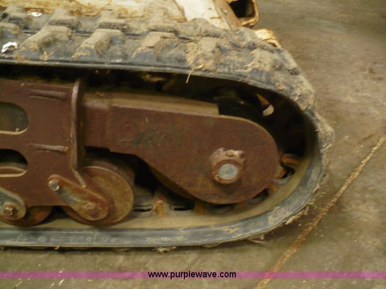 image for item 6075 2003 Bobcat MT50 mini track loader