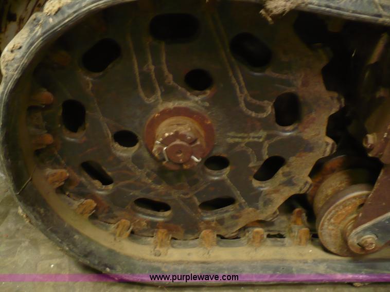 image for item 6075 2003 Bobcat MT50 mini track loader