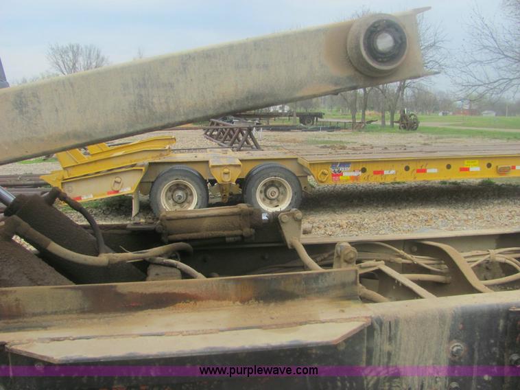 image for item 6174 1990 GM Volvo WG Rollback truck