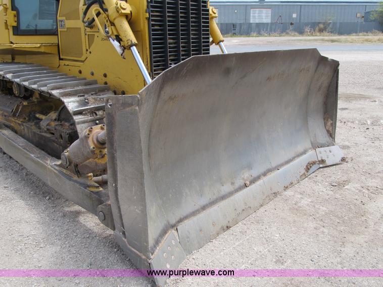 image for item 7007 2005 John Deere 850C Series II dozer