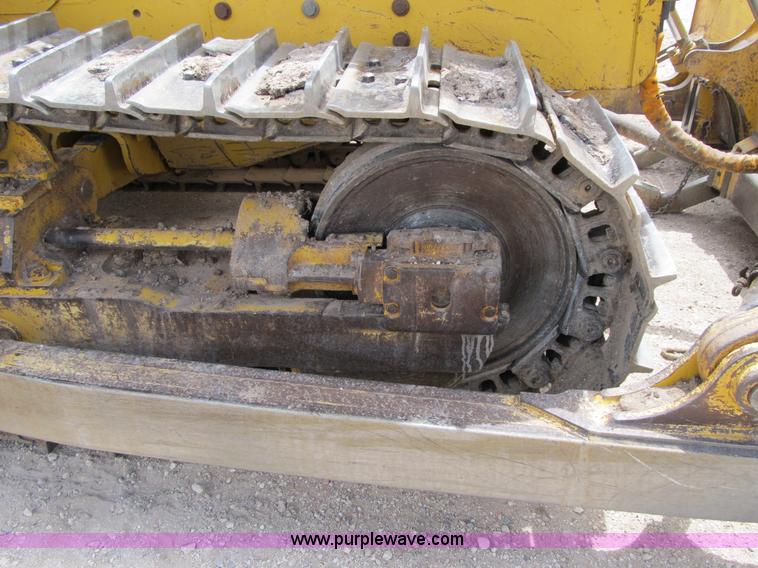 image for item 7007 2005 John Deere 850C Series II dozer