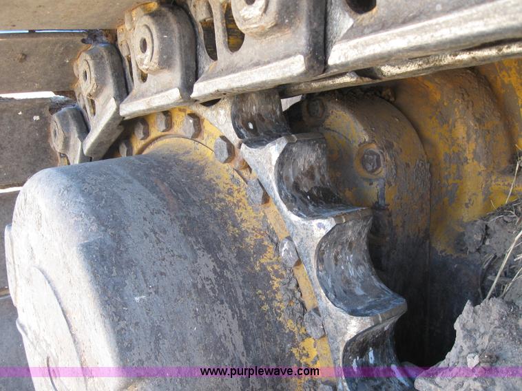 image for item 7007 2005 John Deere 850C Series II dozer