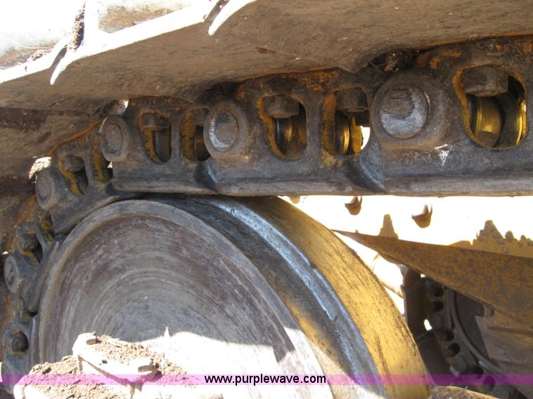 image for item 7007 2005 John Deere 850C Series II dozer