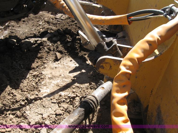 image for item 7007 2005 John Deere 850C Series II dozer