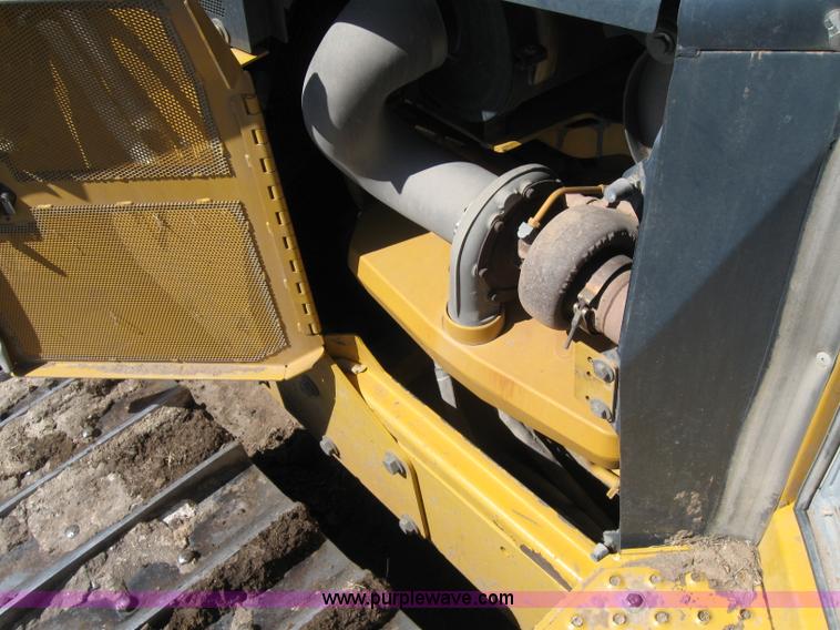 image for item 7007 2005 John Deere 850C Series II dozer