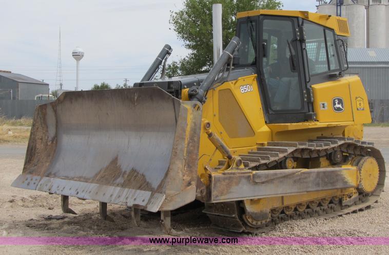 image for item 7010 2008 John Deere 850J dozer